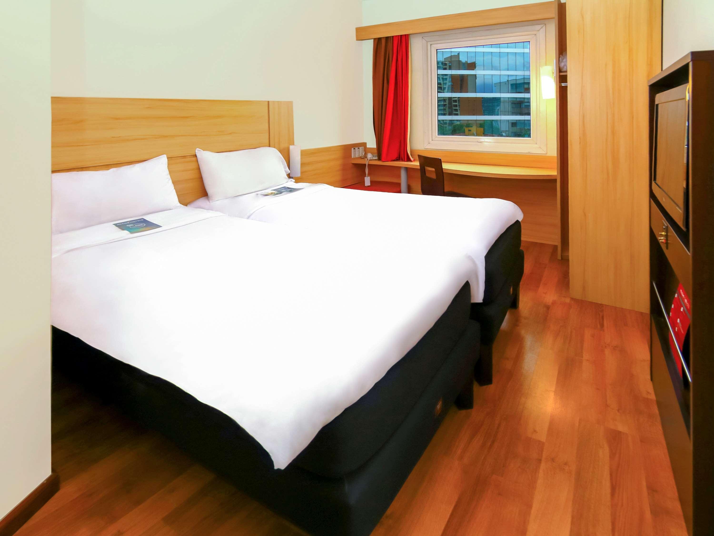 Ibis Santiago Providencia Hotel Kültér fotó