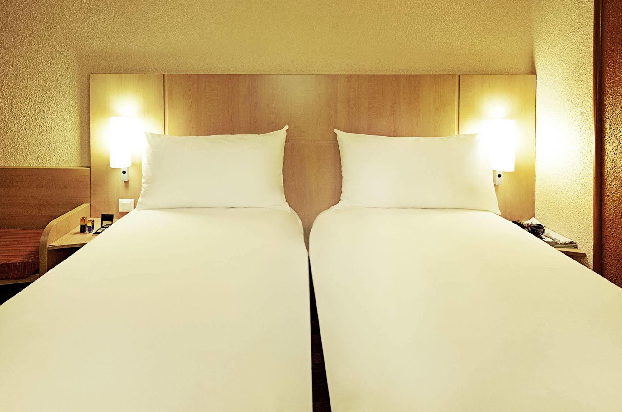 Ibis Santiago Providencia Hotel Kültér fotó